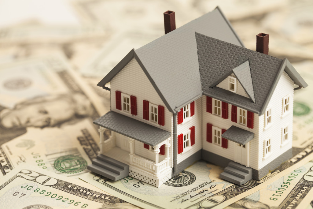 Home model on top of cash